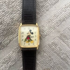 Mickey Mouse Disney  watch